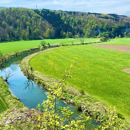 Am Kappenturm Lägenhet Hayingen